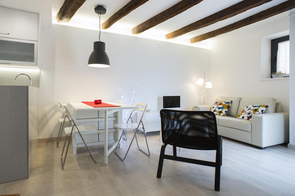 Casa De Poble Termes Romanes Holiday home
